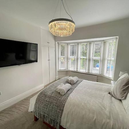 Modern 2 Bed Flat W Parking, Dog Friendly, Central Bournemouth Exterior foto