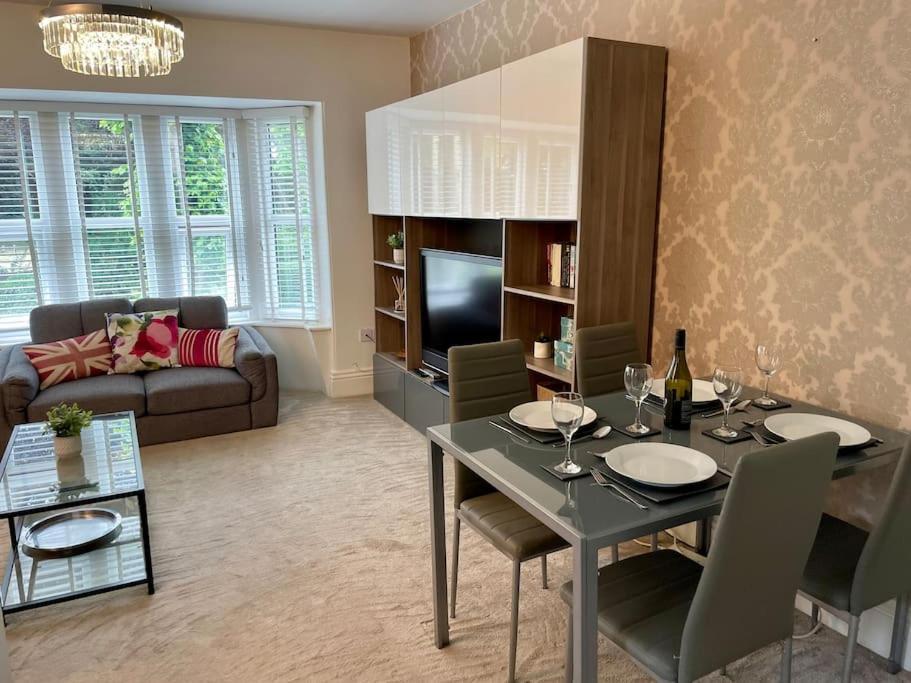 Modern 2 Bed Flat W Parking, Dog Friendly, Central Bournemouth Exterior foto